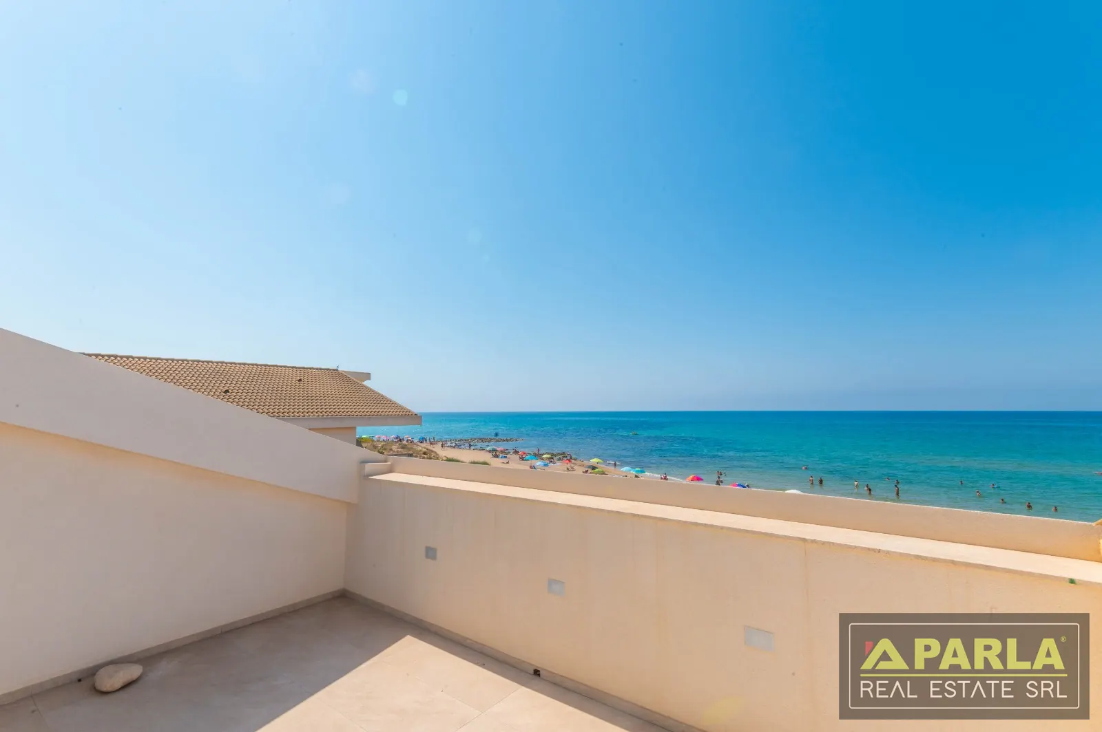 Upper terrace with sea view — Casuzze